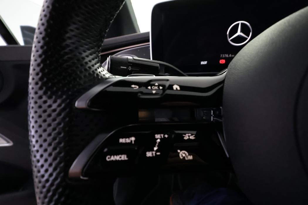 MERCEDES-BENZ EQE 2022