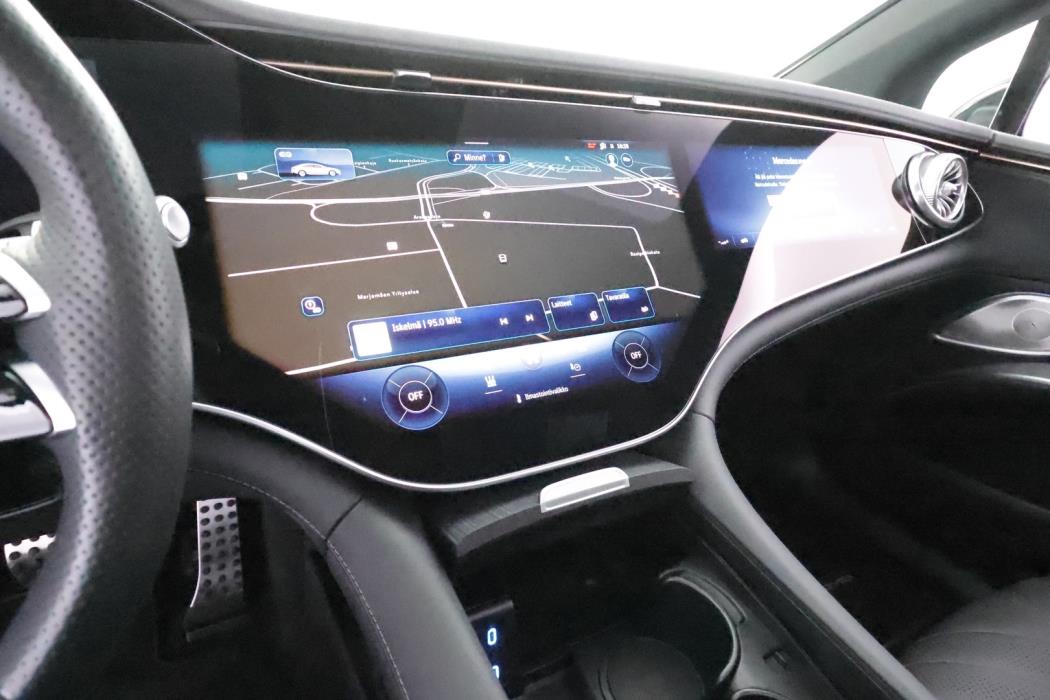 MERCEDES-BENZ EQS 2025