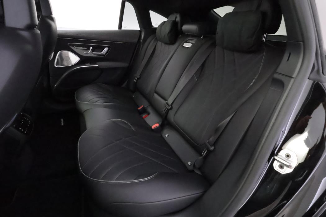 MERCEDES-BENZ EQS 2025