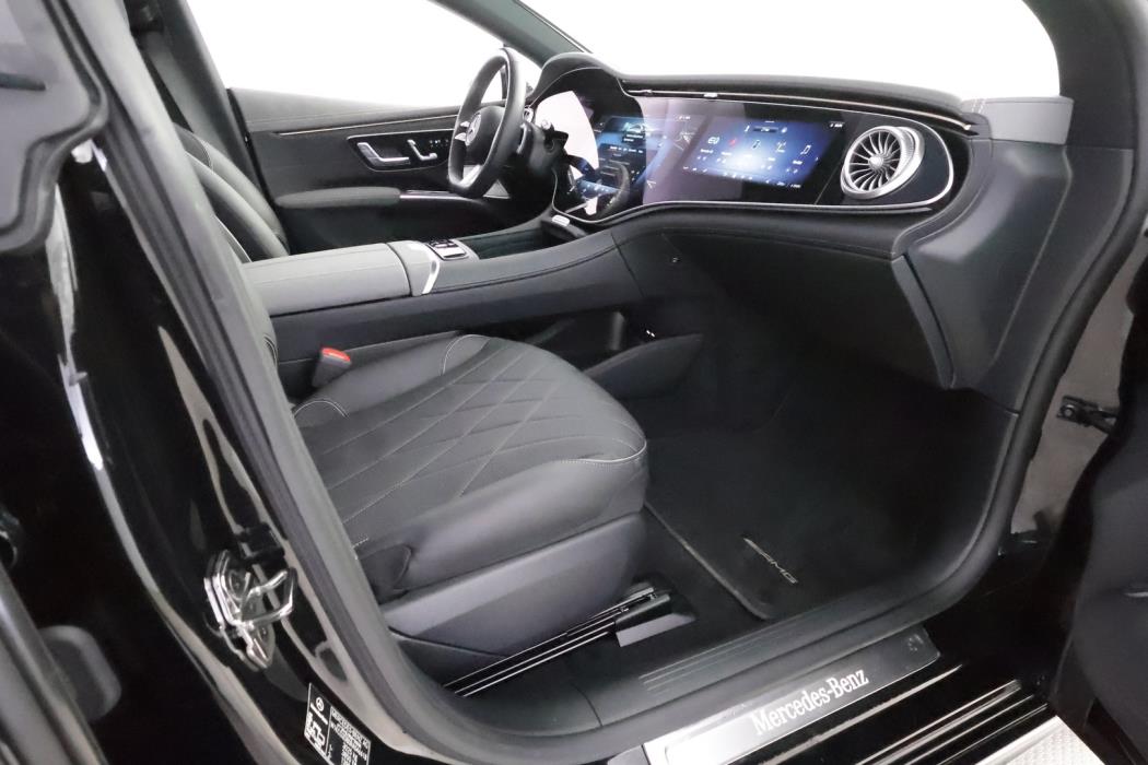 MERCEDES-BENZ EQS 2025