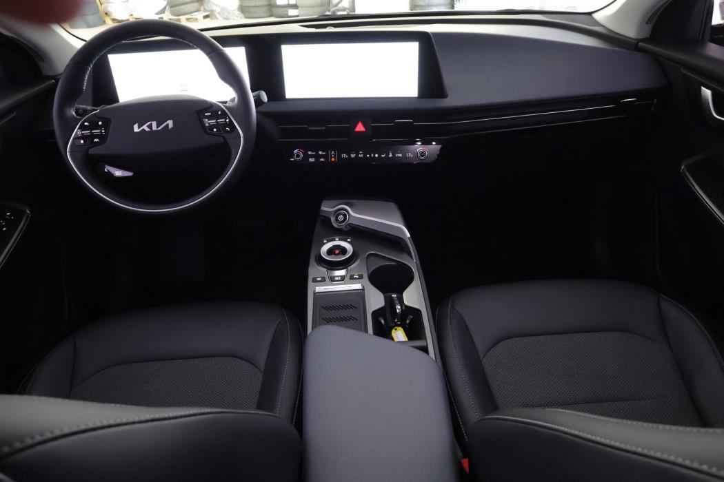KIA EV6 2025