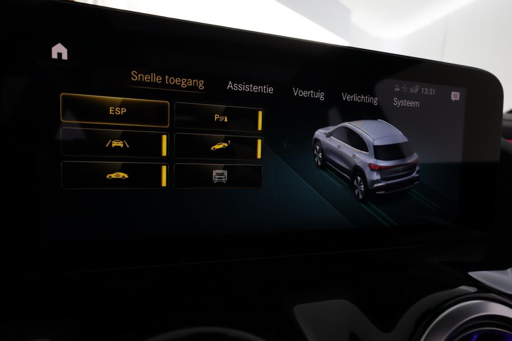 MERCEDES-BENZ EQA 2022