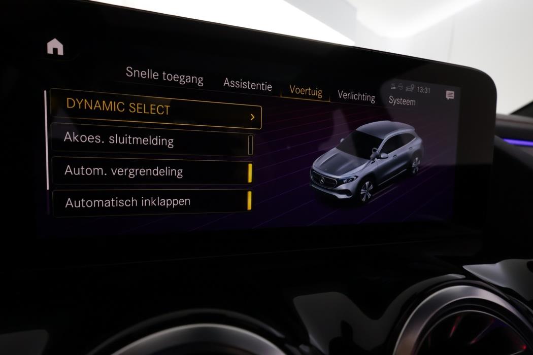 MERCEDES-BENZ EQA 2022