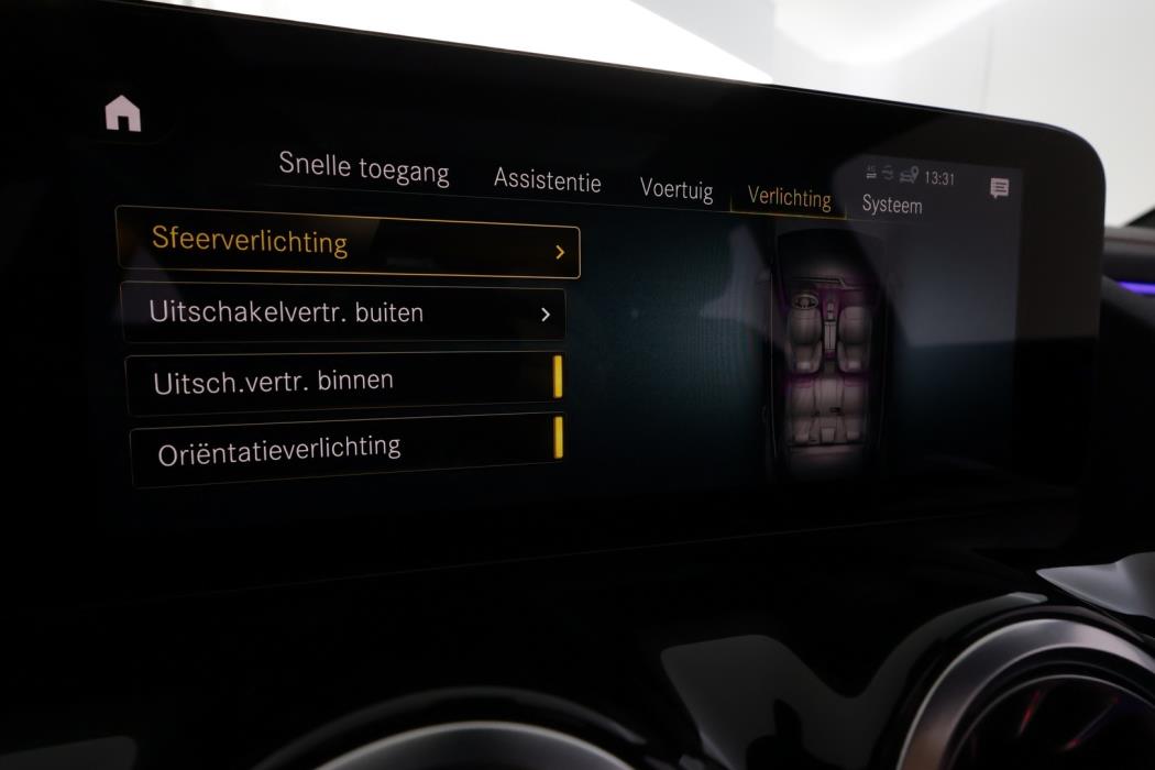 MERCEDES-BENZ EQA 2022