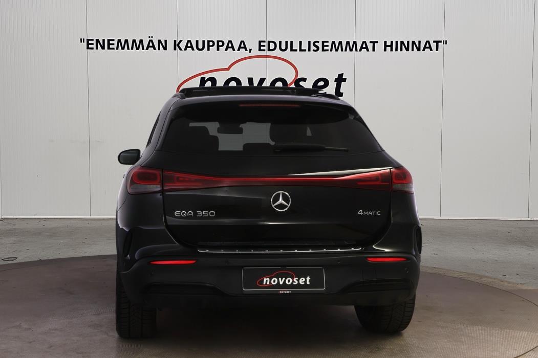 MERCEDES-BENZ EQA 2022