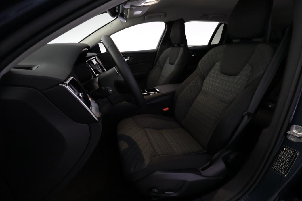 VOLVO V60 2026
