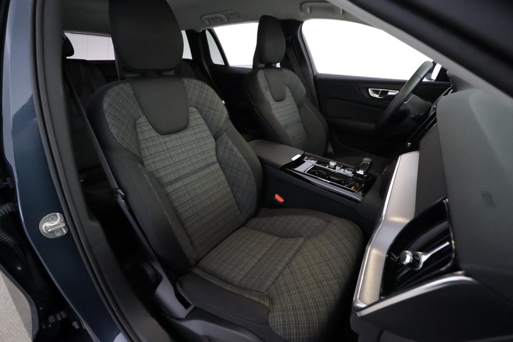 VOLVO V60 2026