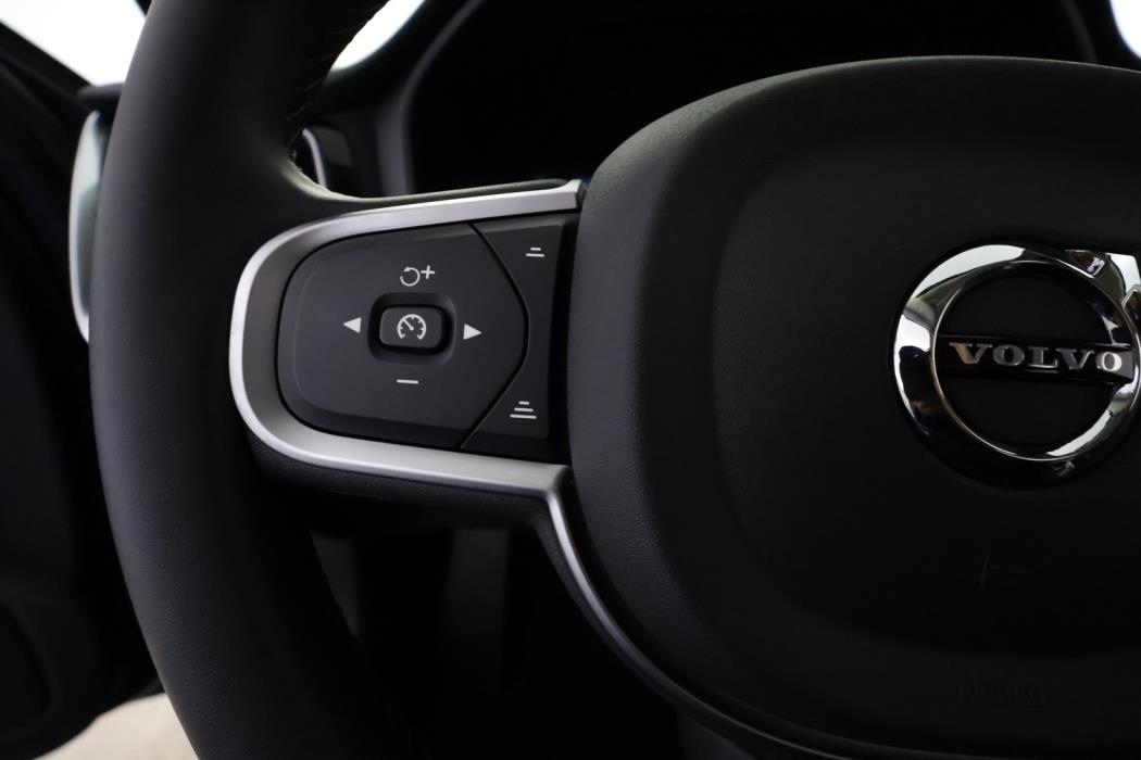 VOLVO V60 2026