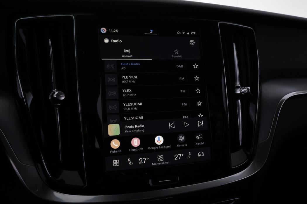 VOLVO V60 2026