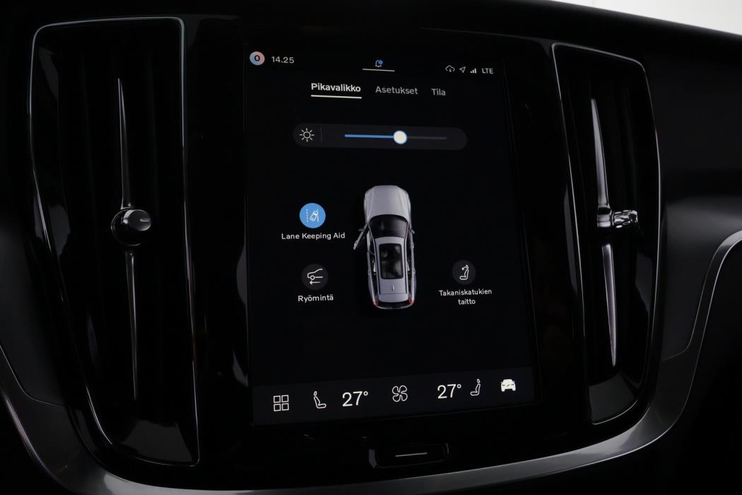 VOLVO V60 2026