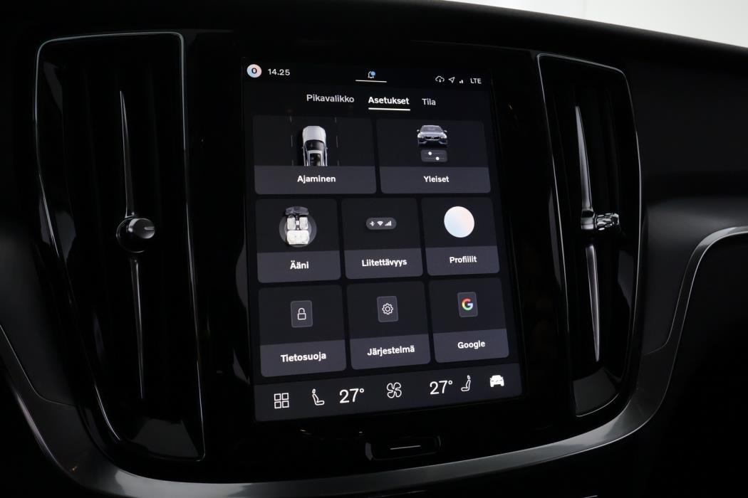 VOLVO V60 2026