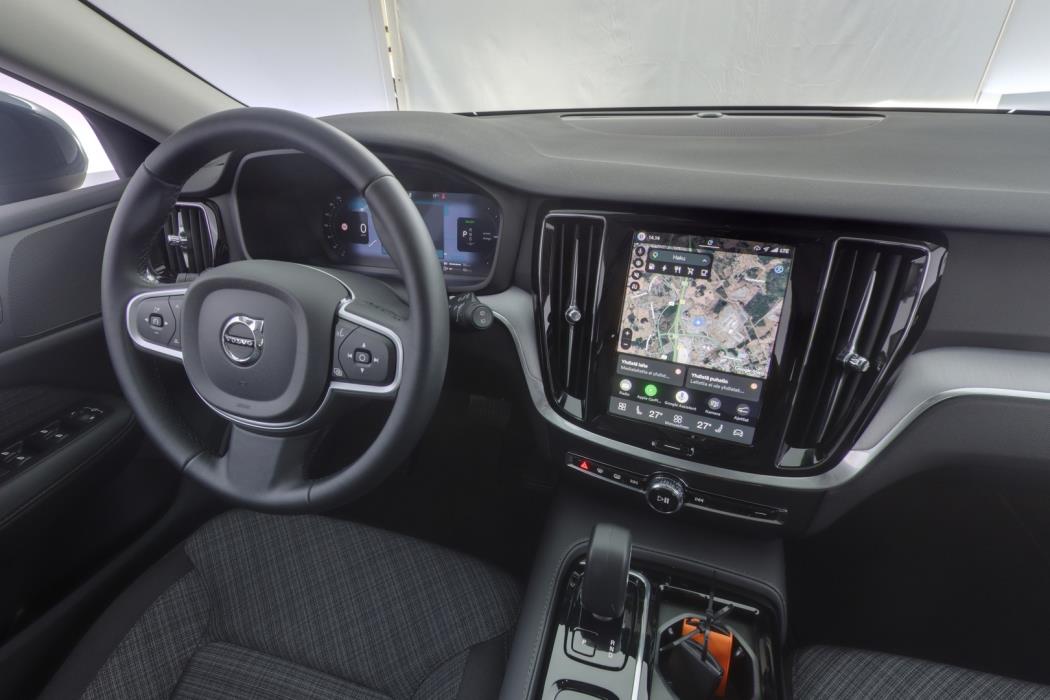 VOLVO V60 2026