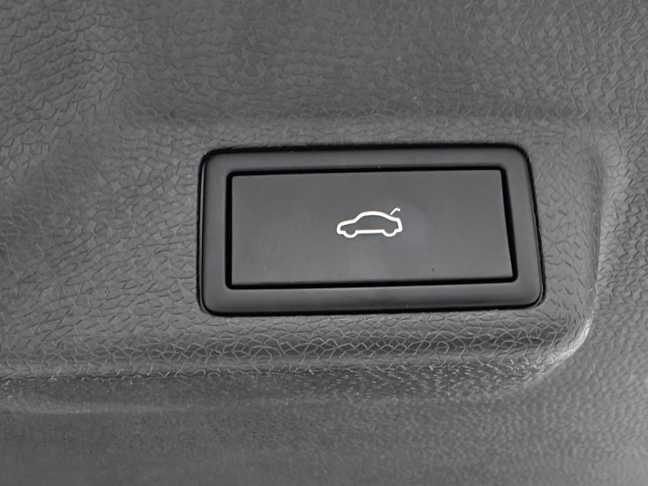 VOLKSWAGEN ID. BUZZ 2023