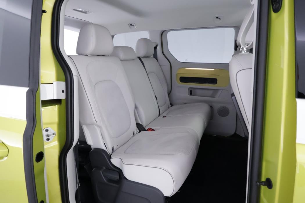 VOLKSWAGEN ID. Buzz 2024