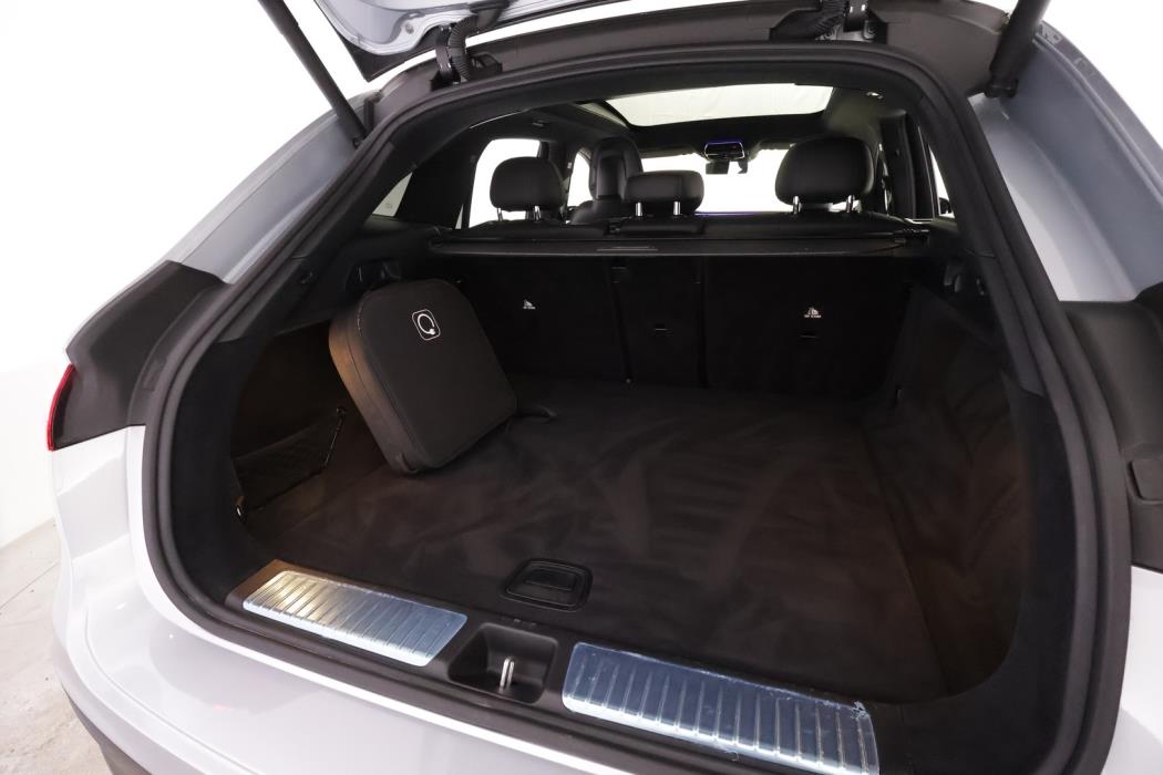 MERCEDES-BENZ EQE SUV 2025