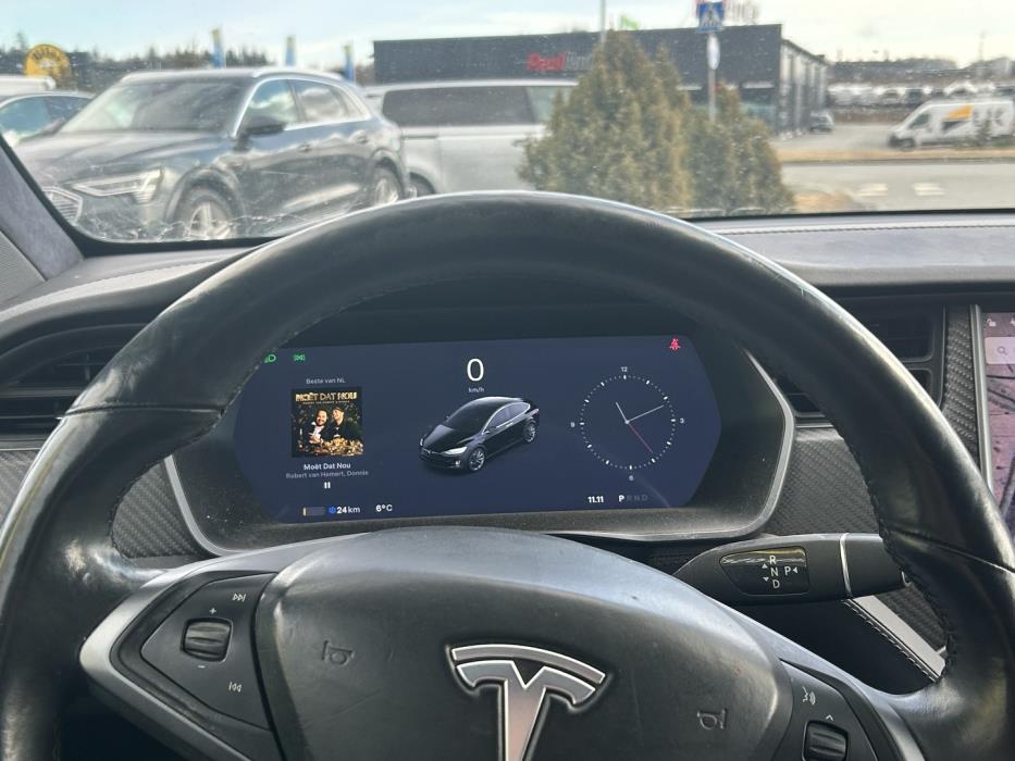 TESLA MODEL X 2018