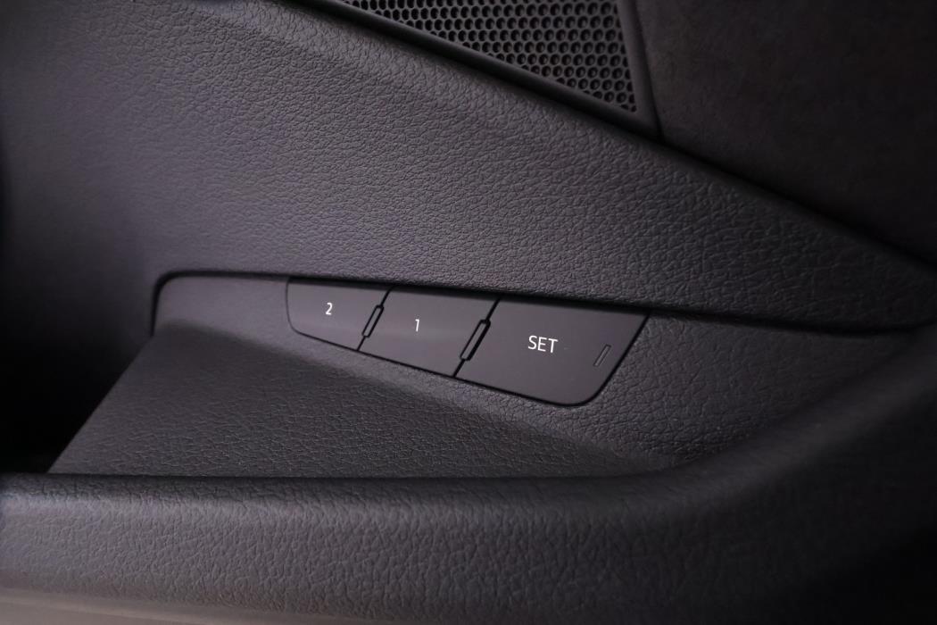 AUDI E-TRON 2021