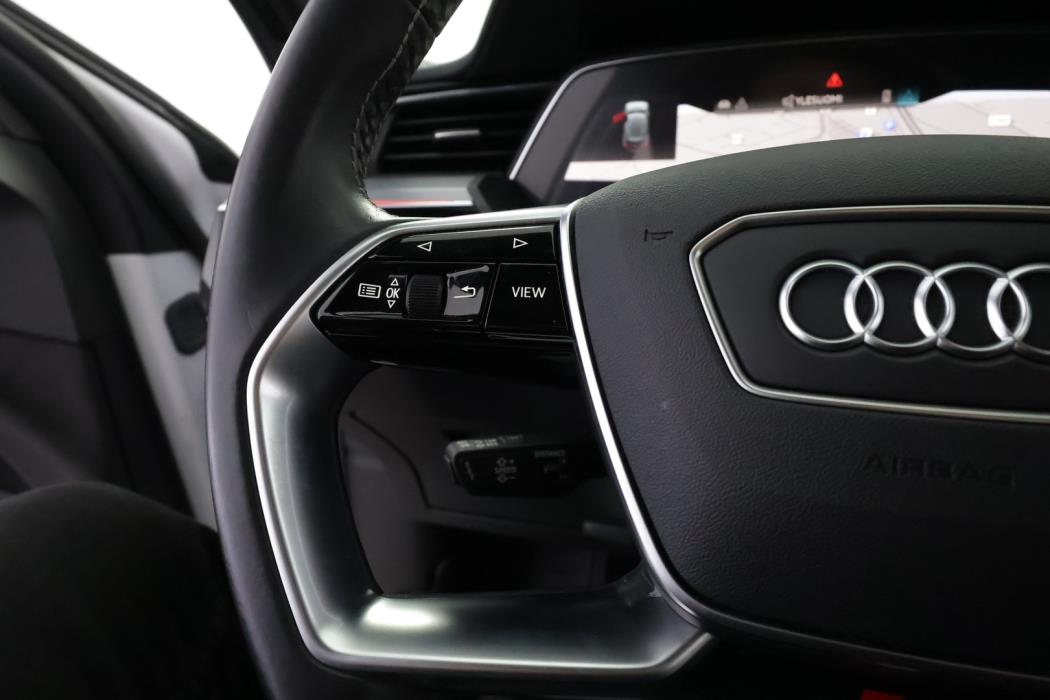 AUDI E-TRON 2021