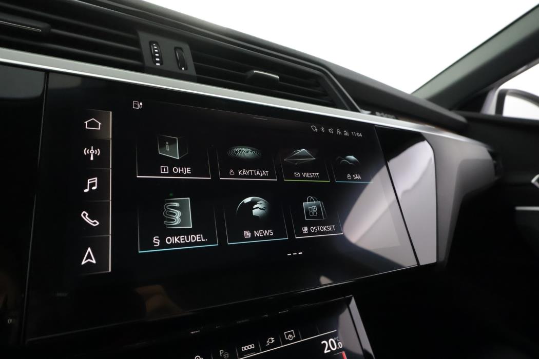 AUDI E-TRON 2021