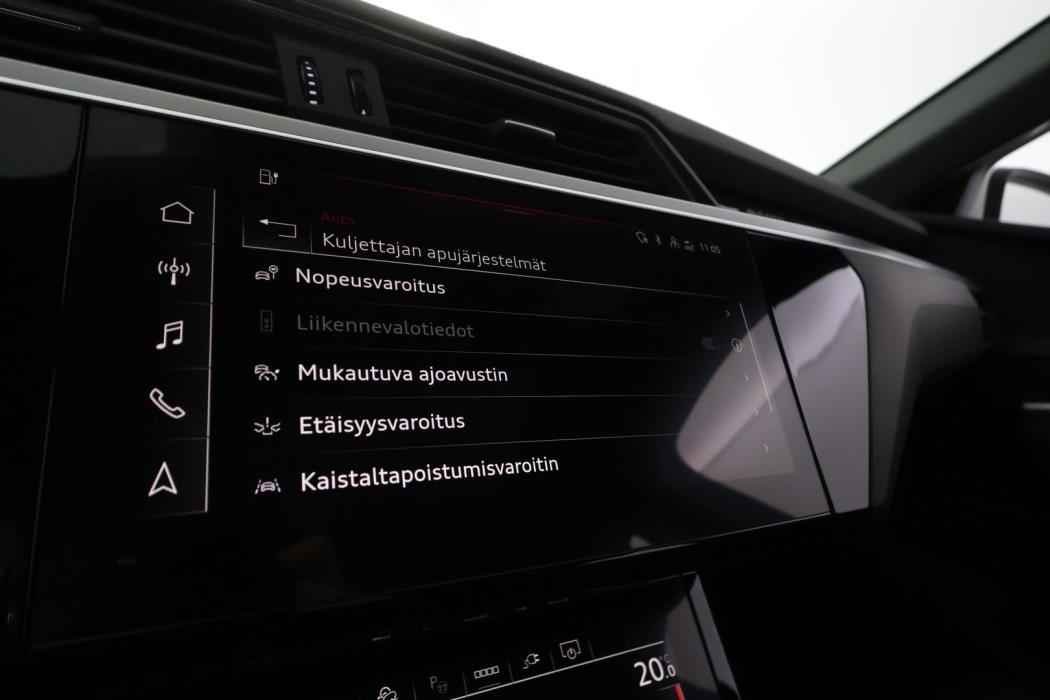 AUDI E-TRON 2021