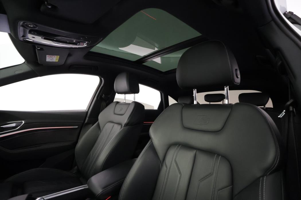 AUDI E-TRON 2021