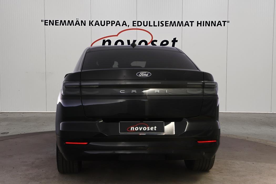 FORD CAPRI 2025