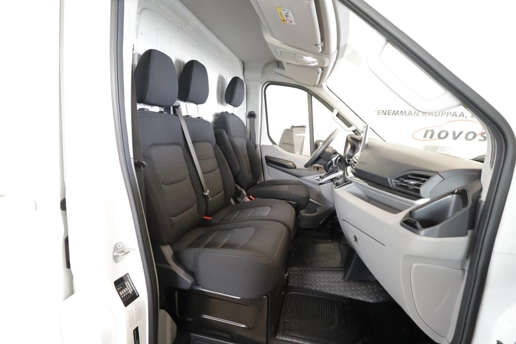 MAXUS E-DELIVER 9 2024