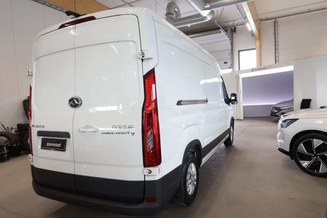 MAXUS E-DELIVER 9 2024