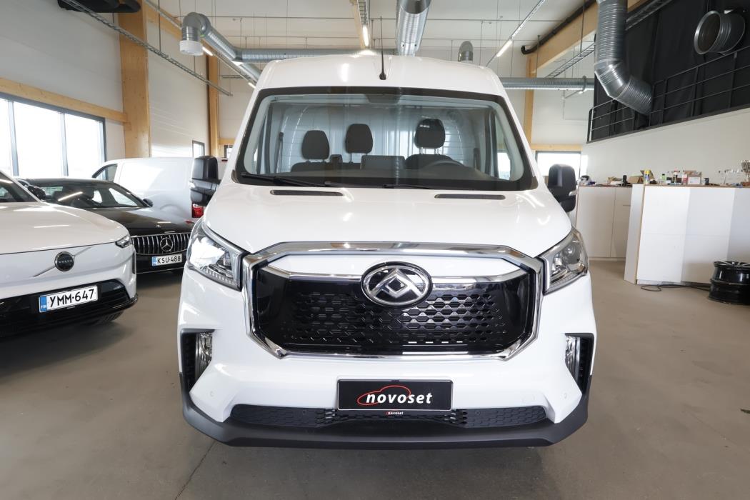 MAXUS E-DELIVER 9 2024