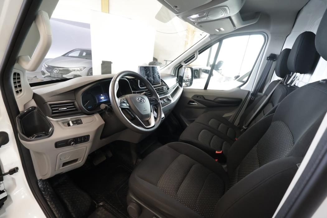 MAXUS E-DELIVER 9 2024