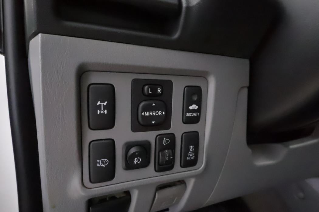 TOYOTA Hilux 2010