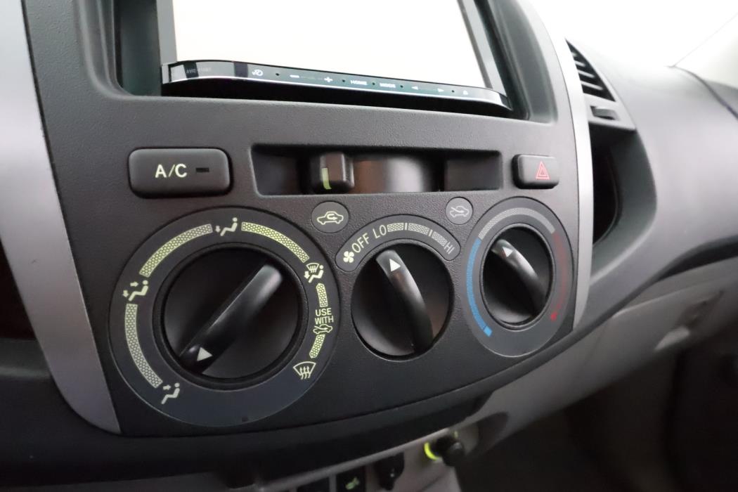 TOYOTA Hilux 2010