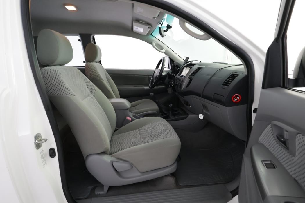 TOYOTA Hilux 2010