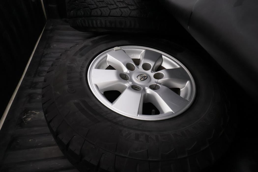 TOYOTA Hilux 2010