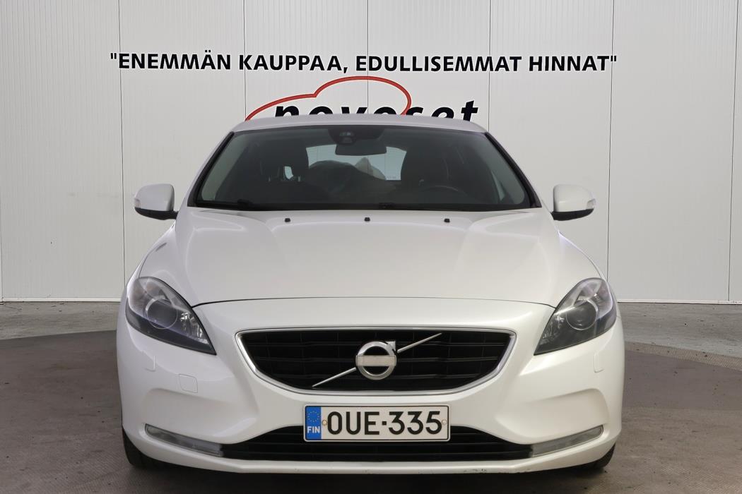 VOLVO V40 2013