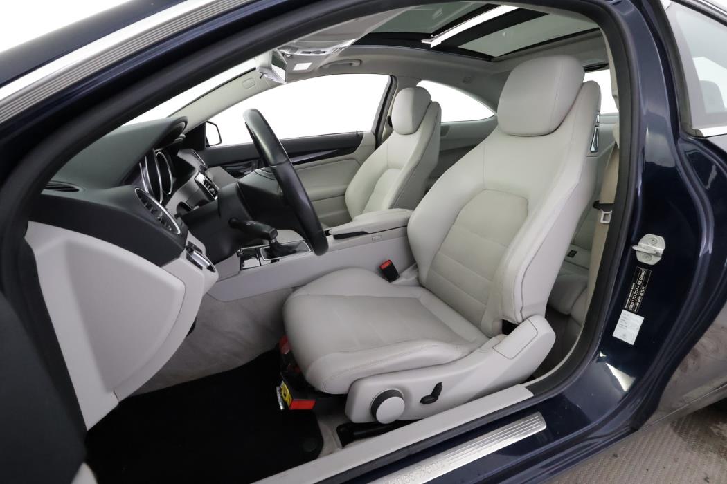 MERCEDES-BENZ C 2012