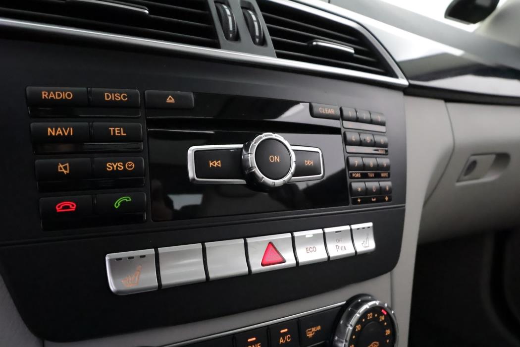 MERCEDES-BENZ C 2012