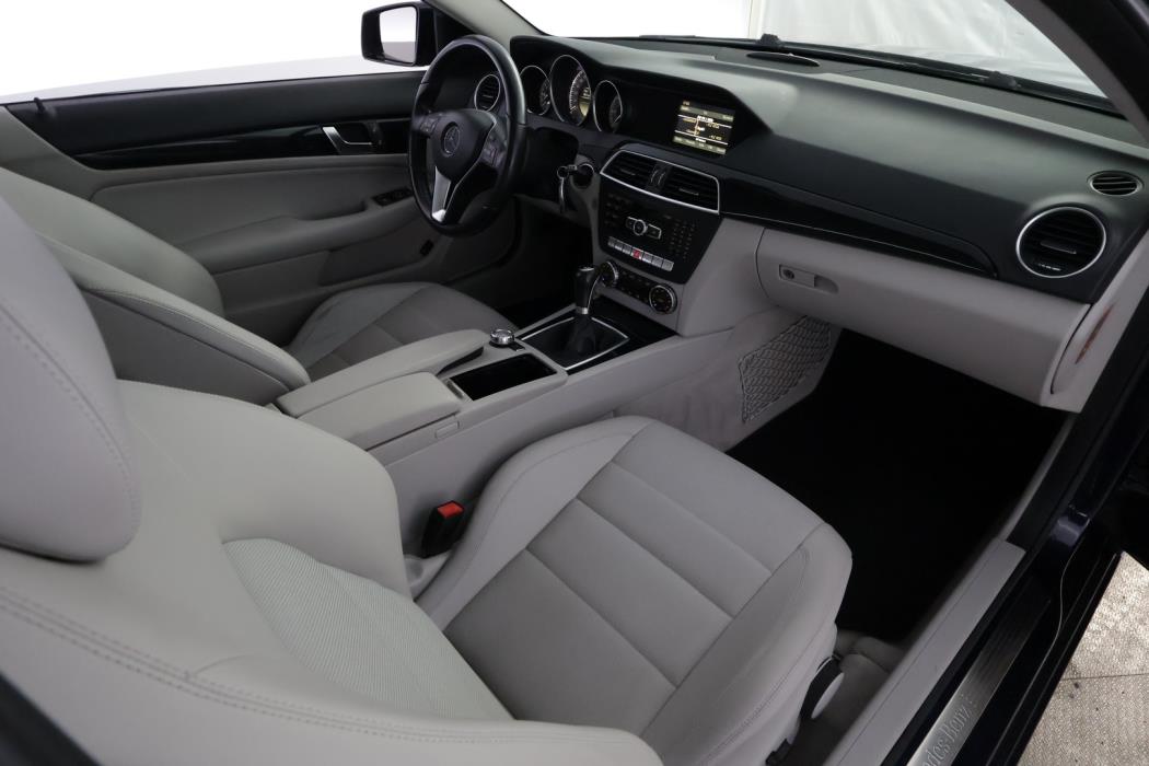 MERCEDES-BENZ C 2012