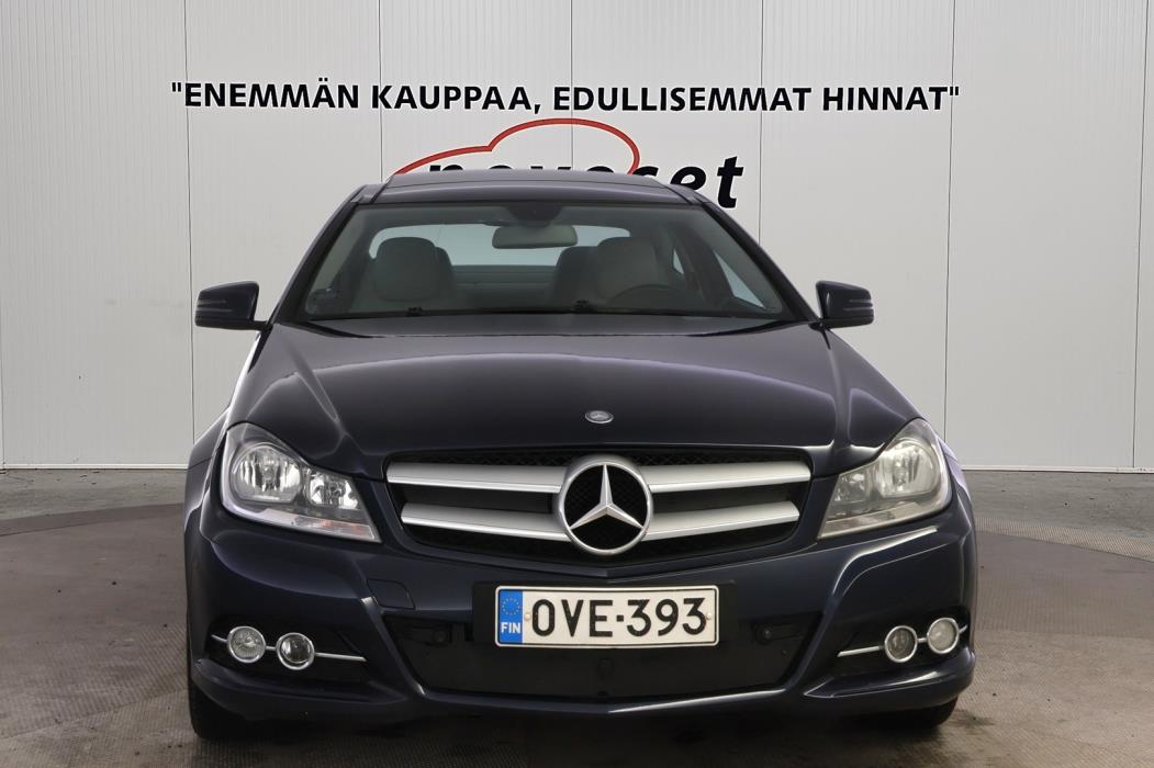 MERCEDES-BENZ C 2012