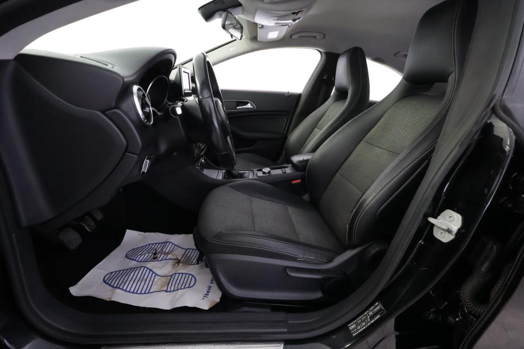 MERCEDES-BENZ CLA 2014