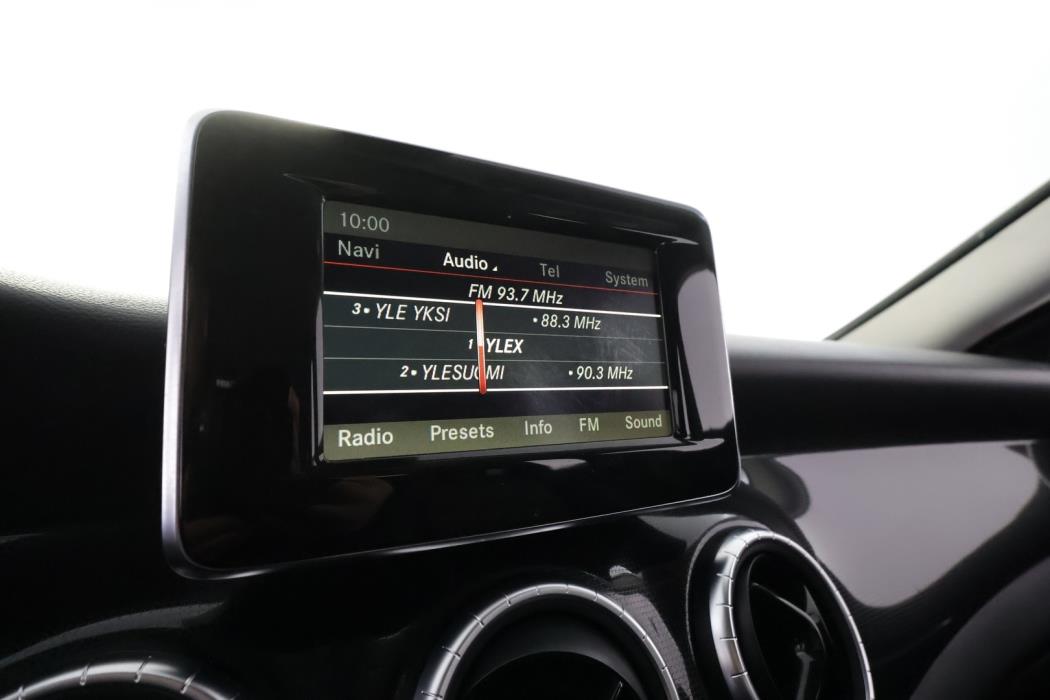 MERCEDES-BENZ CLA 2014