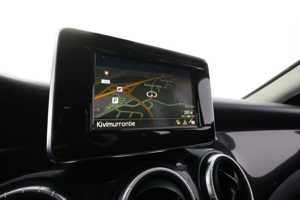 MERCEDES-BENZ CLA 2014