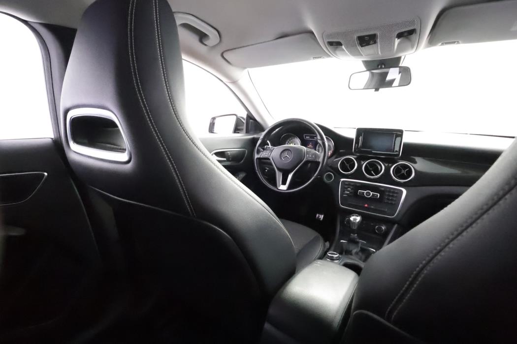 MERCEDES-BENZ CLA 2014