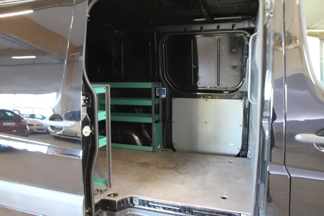 VOLKSWAGEN Crafter 2011