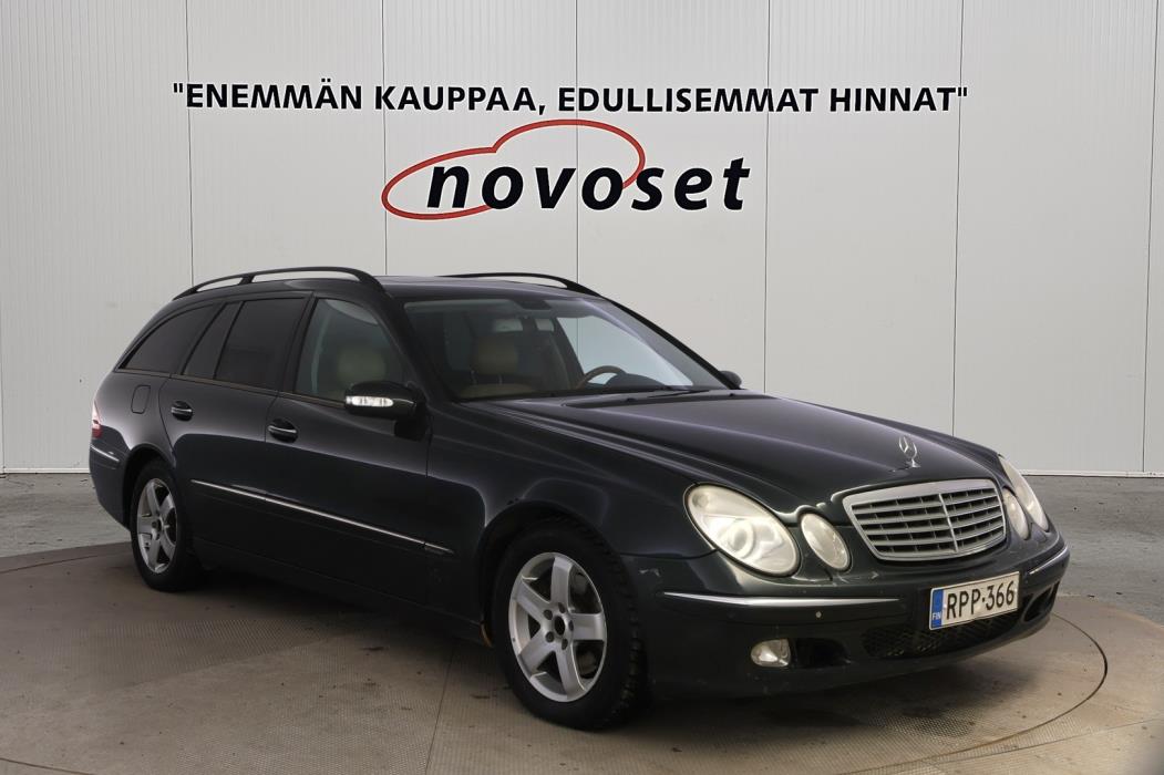 MERCEDES-BENZ E 2004