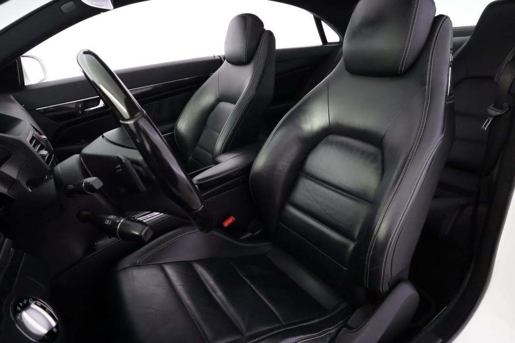 MERCEDES-BENZ E 2009