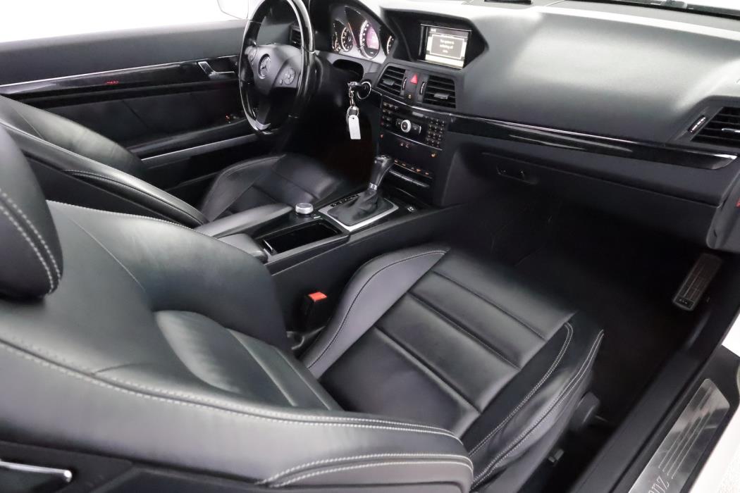 MERCEDES-BENZ E 2009