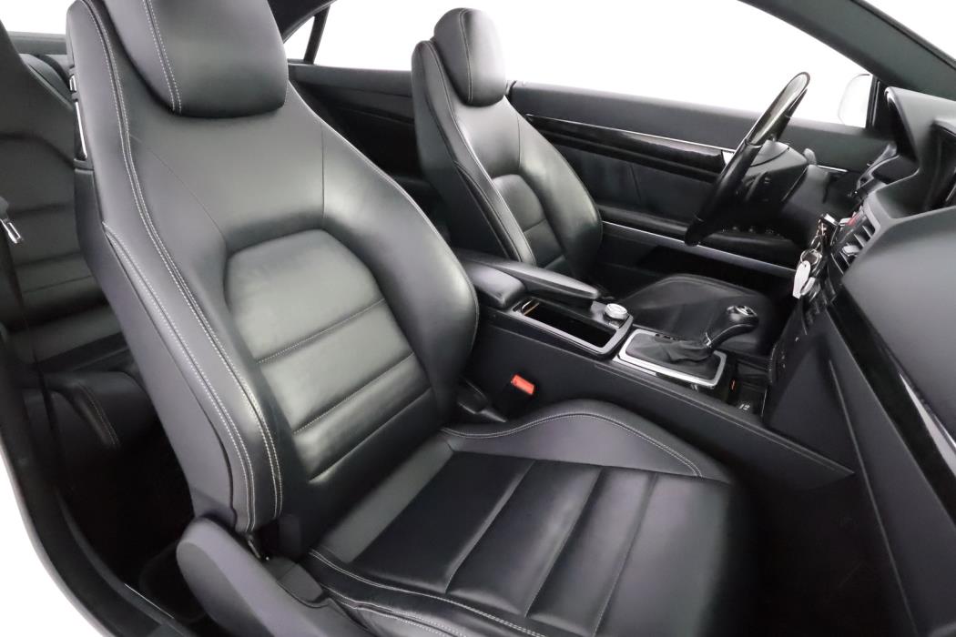 MERCEDES-BENZ E 2009