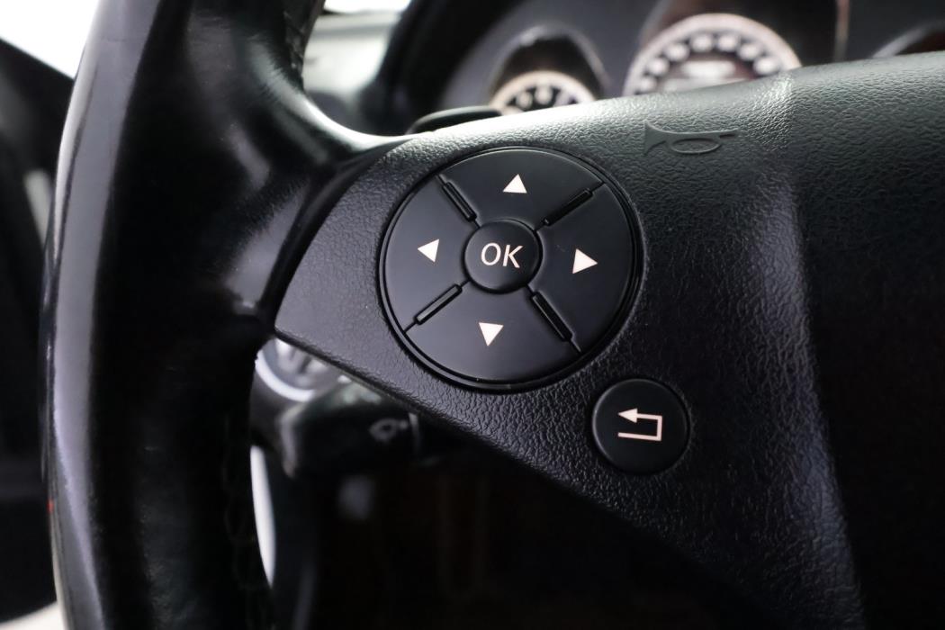 MERCEDES-BENZ E 2009