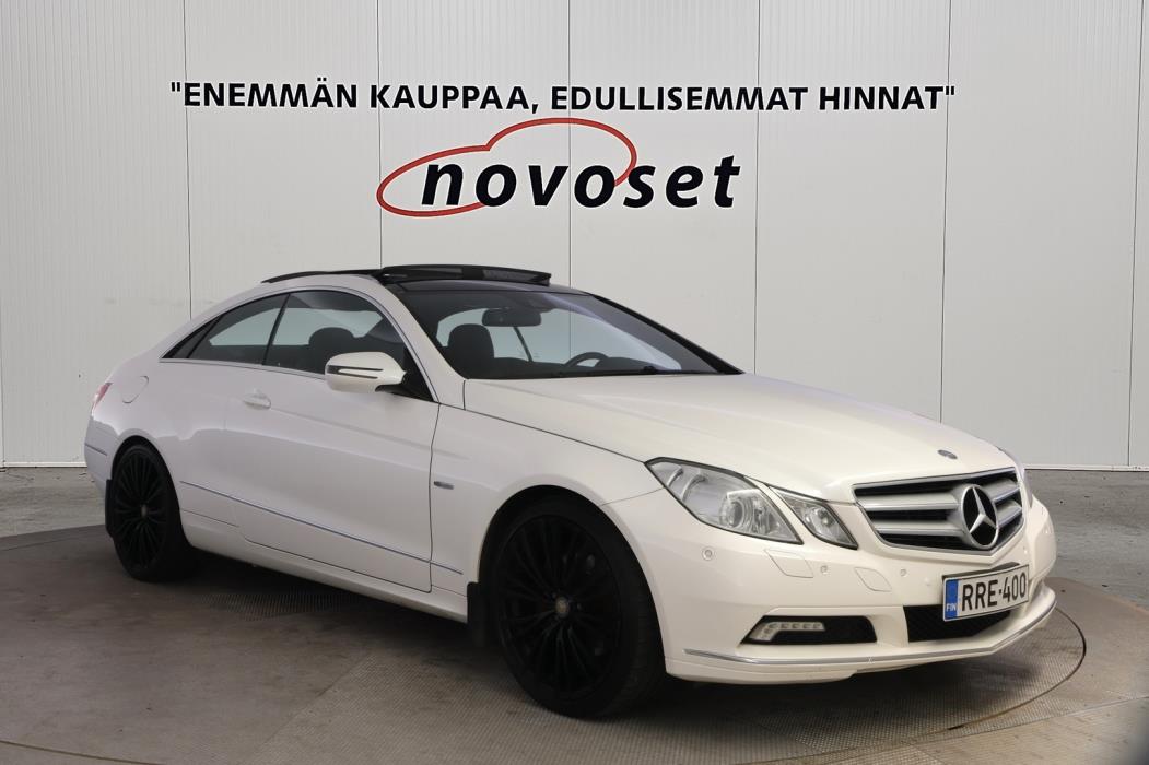 MERCEDES-BENZ E 2009